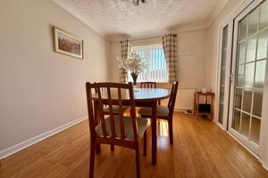 Dining Room- click for photo gallery